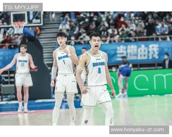 方硕的篮球之路：从青涩新秀到球队核心的成长历程与心路历程